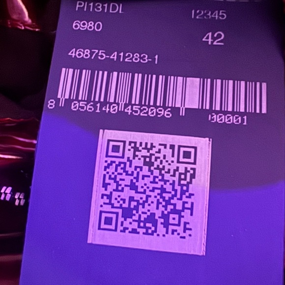 NWOT Herno Burgundy Puffer Coat - Picture 11 of 12